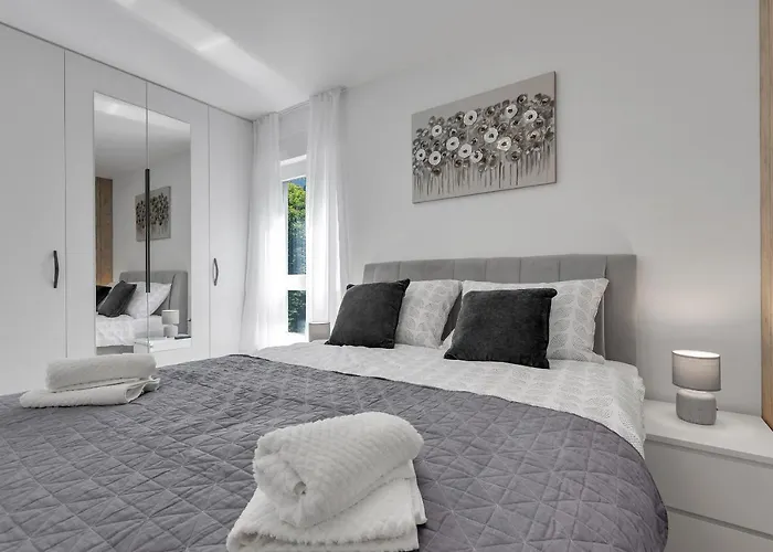 Apartment M&L Makarska
