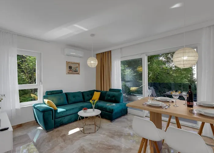Apartment M&L Makarska