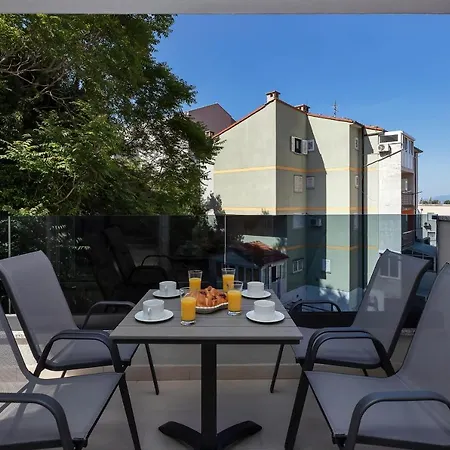 Apartment M&L Makarska Zewnętrze zdjęcie